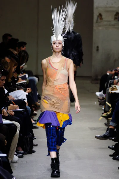 Look 9